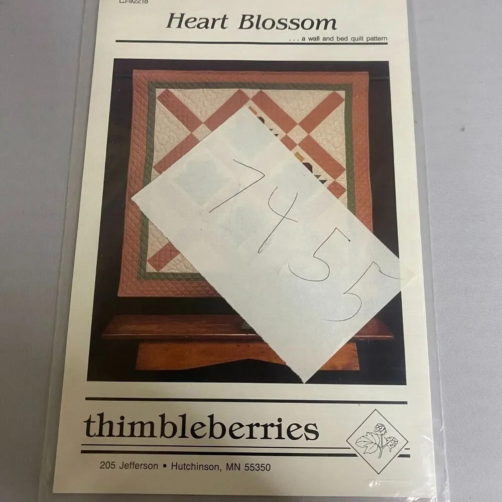 #7455 Thimbleberries Heart Blossom quilt pattern